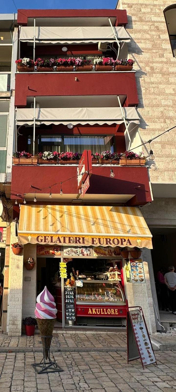 Hotel Europa Krujë Екстериор снимка