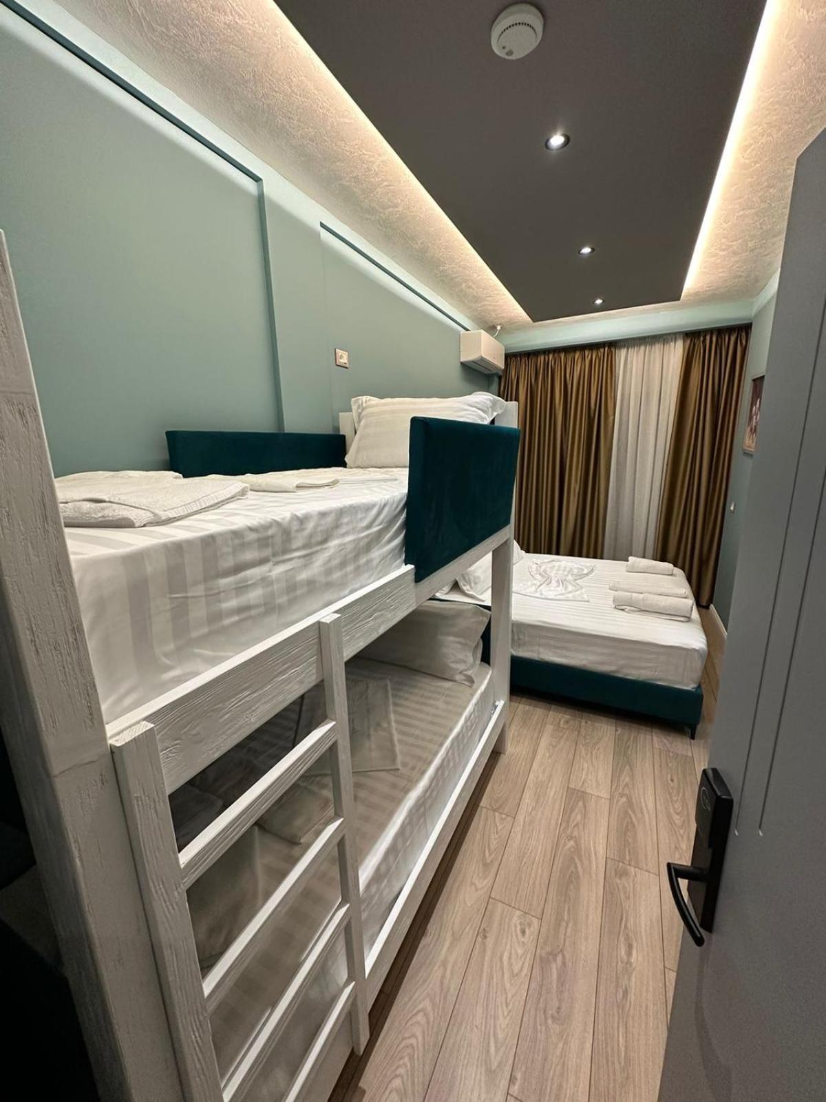 Hotel Europa Krujë Екстериор снимка