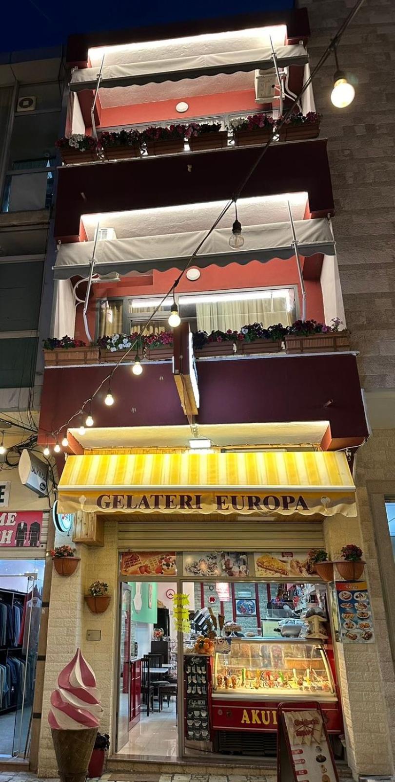 Hotel Europa Krujë Екстериор снимка