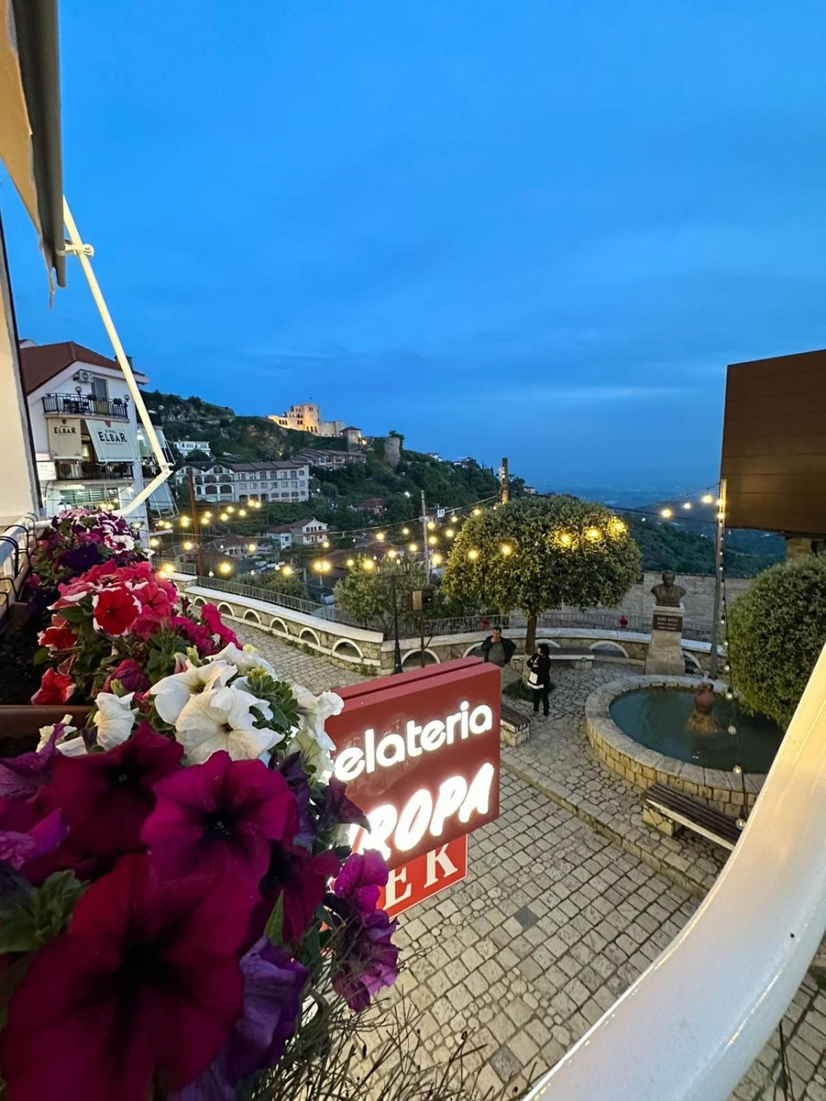 Hotel Europa Krujë Екстериор снимка
